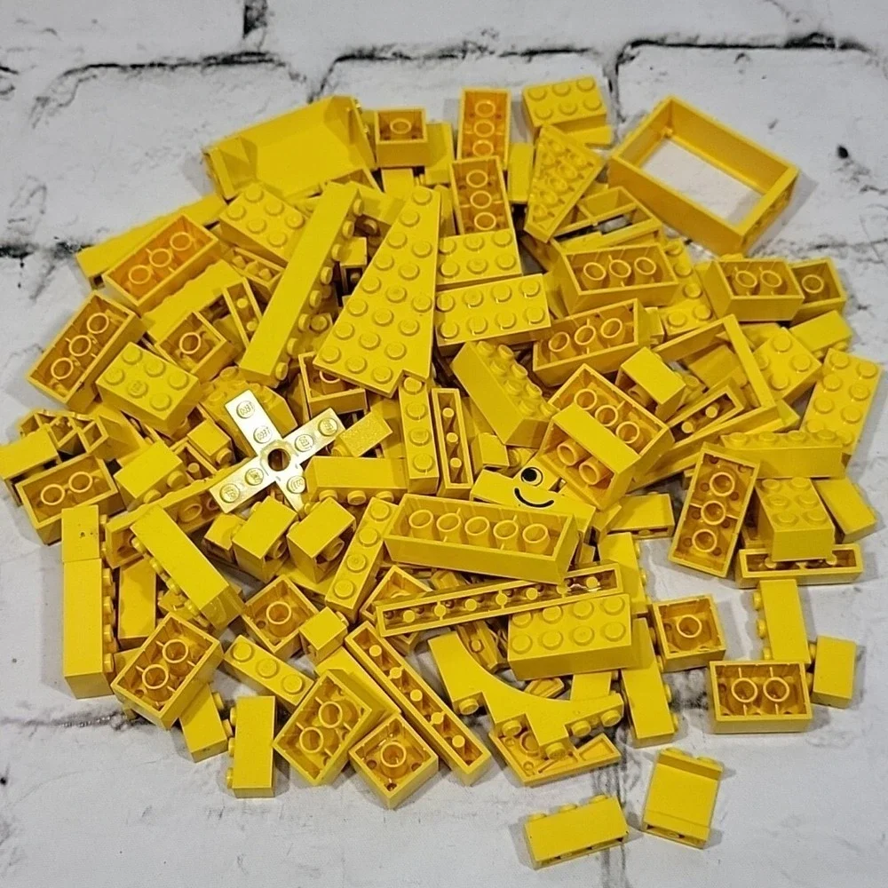 Lego Bricks 150 Pieces All Yellow‎ Assorted Shapes Sizes Bulk Replacement Lot